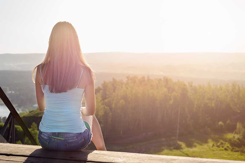 a woman thinks about attending viewpoint dual recovery center