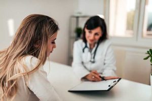 a doctor talks to a patient about the depression treatment center in arizona and the depression treatment program in arizona