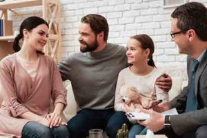 a family talks to a therapist at a family therapy program in Arizona